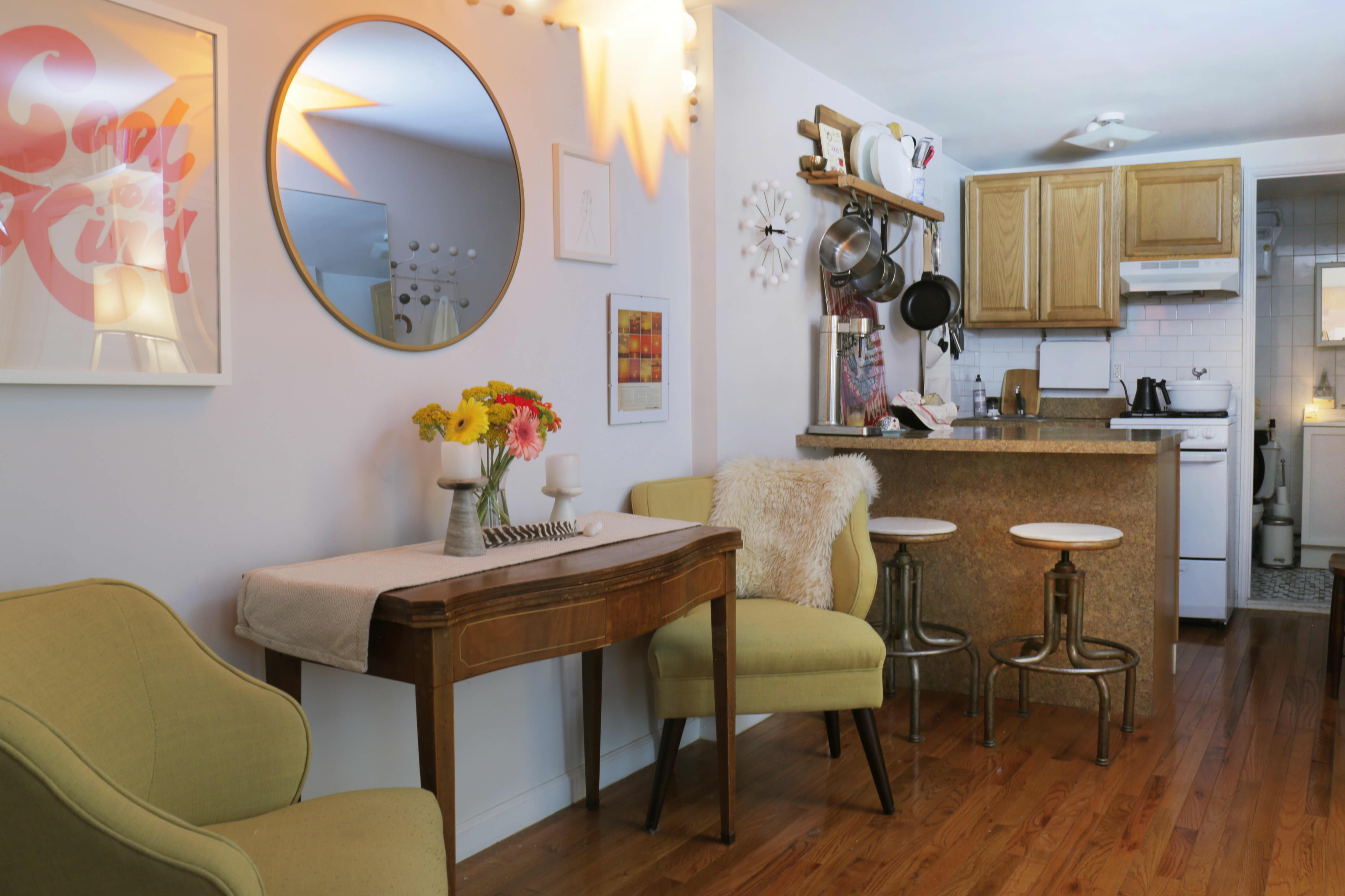 280-square-foot-nyc-studio-apartment-tour-photos-apartment-therapy